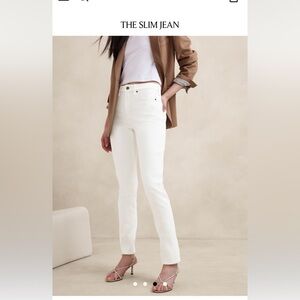 Banana Republic “the slim”, high rise slim ankle length white jeans